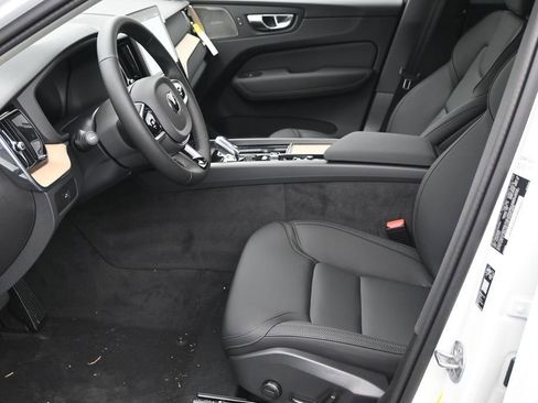 New 2026 Volvo XC60 B5 Plus AWD/4WD image 11