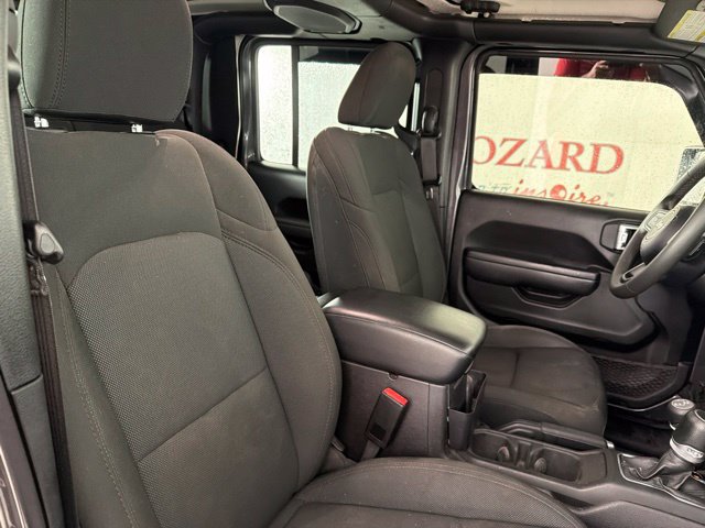 Used 2023 Jeep Gladiator Sport AWD/4WD image 31
