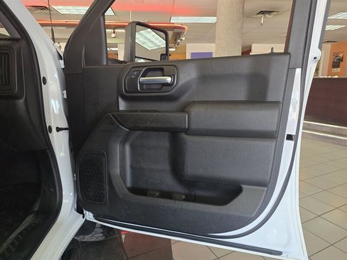 Used 2021 Chevrolet Silverado 2500 W/T w/ WT Convenience Package AWD/4WD image 12