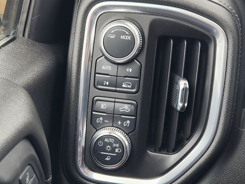 Used 2021 GMC Sierra 1500 SLT AWD/4WD image 21