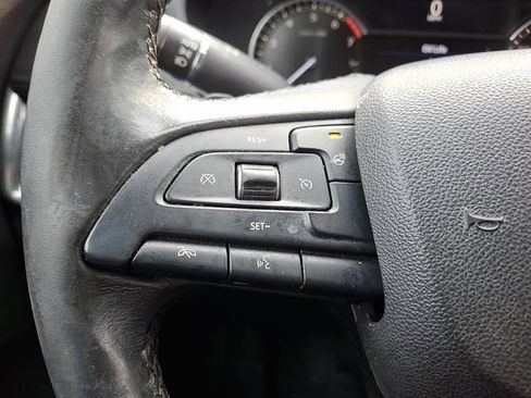 Used 2019 Cadillac XT4 Premium Luxury w/ Cold Weather Package image 20