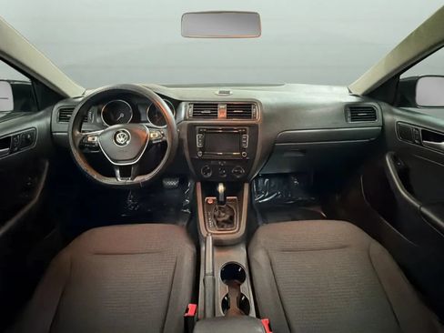 Used 2015 Volkswagen Jetta S FWD image 9