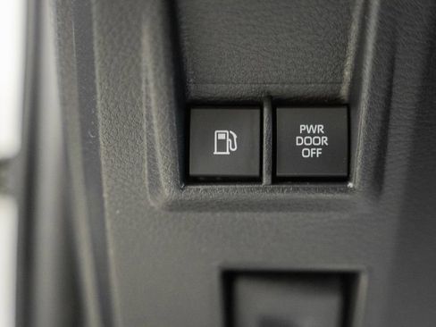 New 2026 Toyota Sienna XLE Woodland Edition AWD/4WD image 40