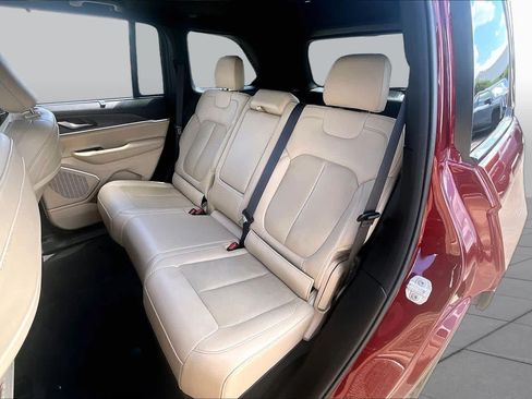 Used 2022 Jeep Grand Cherokee Limited 4xe w/ Luxury Tech Group II AWD/4WD image 21