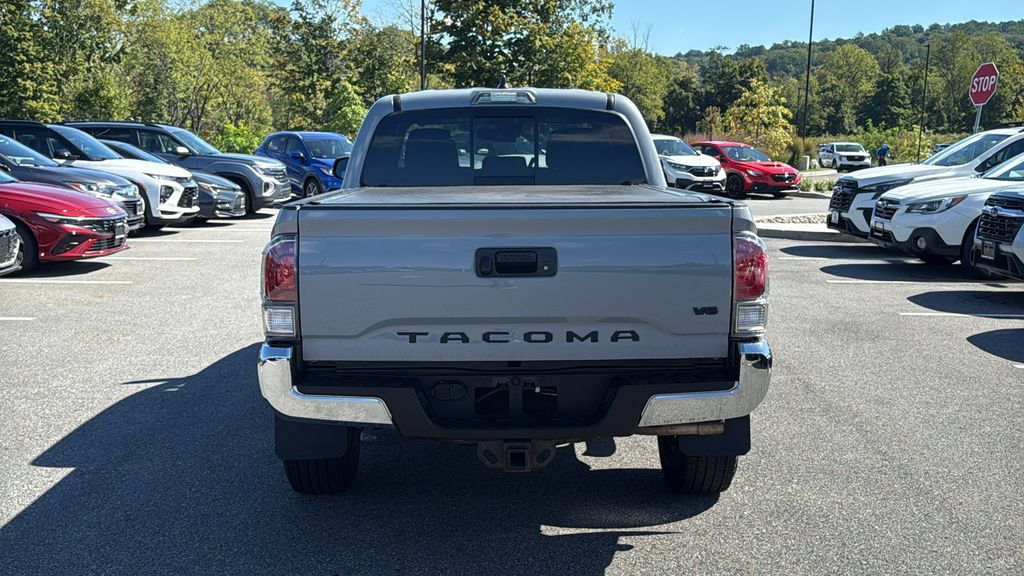 Used 2020 Toyota Tacoma TRD Off-Road AWD/4WD image 5