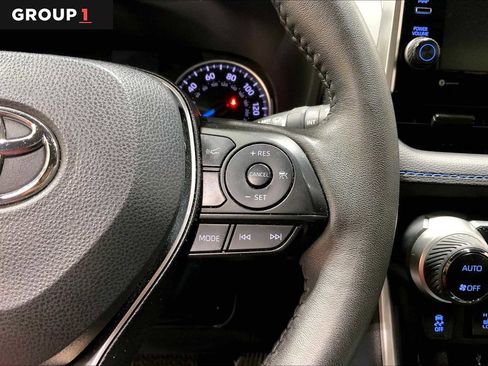 Used 2022 Toyota RAV4 SE w/ Convenience Package image 26