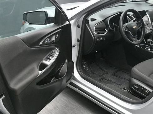 Used 2022 Chevrolet Malibu LT FWD image 27