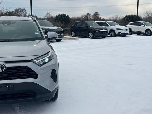 Used 2024 Toyota RAV4 XLE image 3