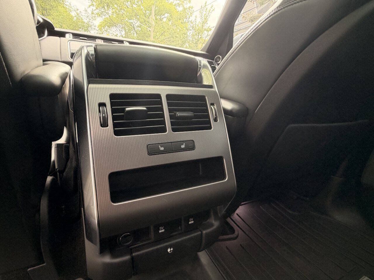 Used 2018 Land Rover Range Rover Sport HSE AWD/4WD image 14