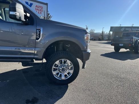Used 2021 Ford F350 Limited image 15