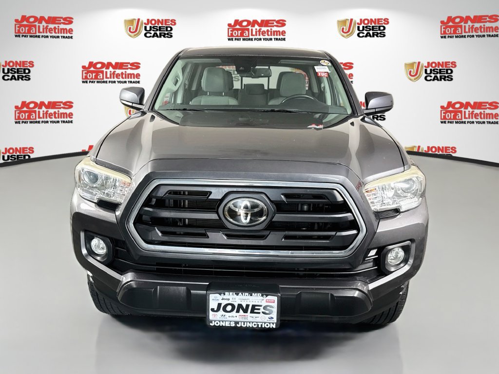 Used 2019 Toyota Tacoma SR5 RWD image 10