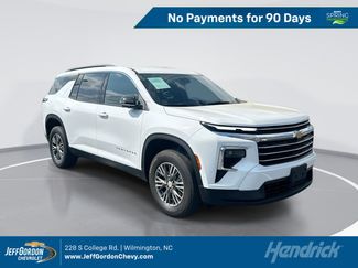 Used 2024 Chevrolet Traverse LT w/ LPO, Floor Liner Package video 1