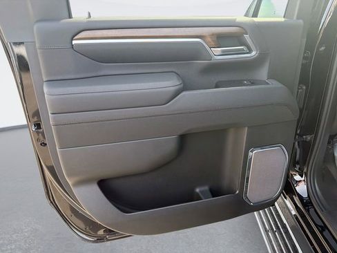 New 2026 Chevrolet Silverado 2500 High Country w/ High Country Premium Package AWD/4WD image 15