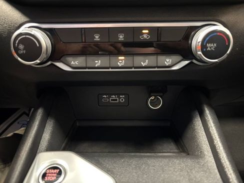 Used 2022 Nissan Altima 2.5 SV AWD/4WD image 21