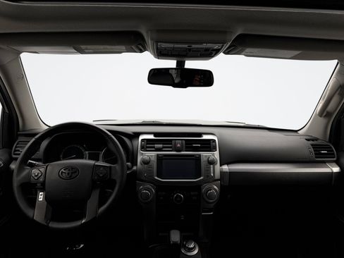 Used 2017 Toyota 4Runner SR5 Premium image 14