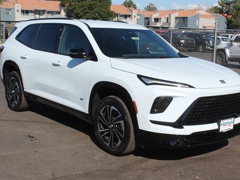 New 2026 Buick Enclave Sport Touring w/ Power Package image 8