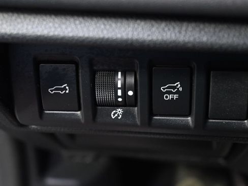 Used 2020 Subaru Outback Touring w/ Popular Package #2 AWD/4WD image 23