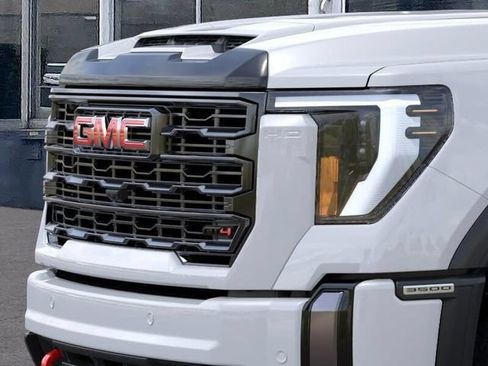 New 2026 GMC Sierra 3500 AT4 w/ AT4 Premium Plus Package AWD/4WD image 13