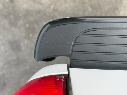 Used 2004 Toyota Tacoma 2WD Regular Cab image 78