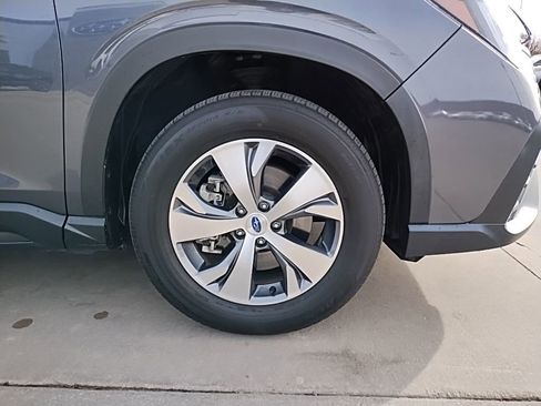 Certified 2024 Subaru Ascent Premium w/ Convenience Package image 14