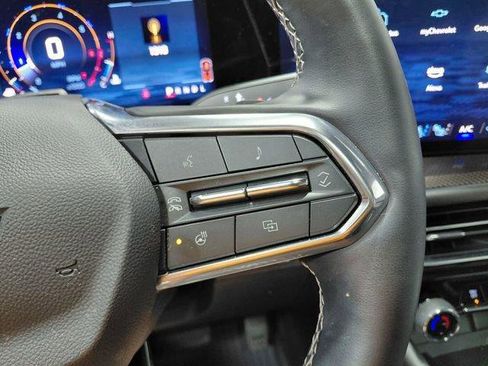 Used 2025 Chevrolet Traverse High Country w/ LPO, Floor Liner Package AWD/4WD image 39
