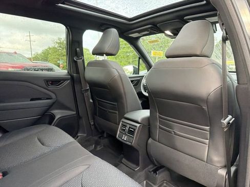 Used 2026 Subaru Forester Premium image 17