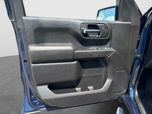 Used 2021 Chevrolet Silverado 1500 Custom w/ LPO, Dark Essentials Package AWD/4WD image 19