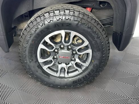 Used 2024 GMC Sierra 2500 SLE w/ SLE Convenience Package AWD/4WD image 29