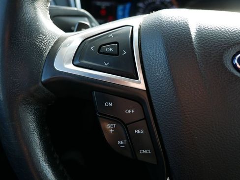 Used 2014 Ford Fusion SE image 24