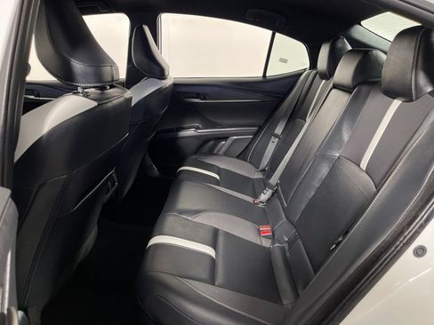 Used 2025 Toyota Camry SE FWD image 13