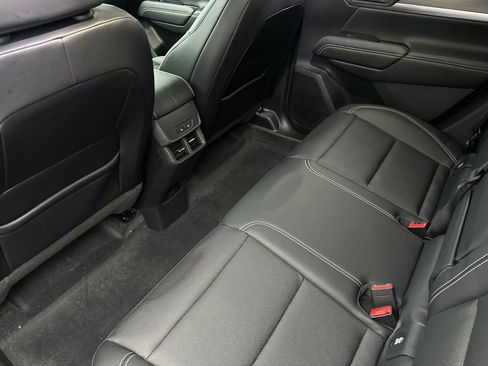 New 2026 GMC Terrain Elevation w/ Elevation Premium Package AWD/4WD image 12