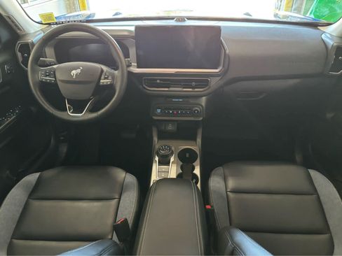 Certified 2025 Ford Bronco Sport Outer Banks w/ Outer Banks Tech Package+ AWD/4WD image 11