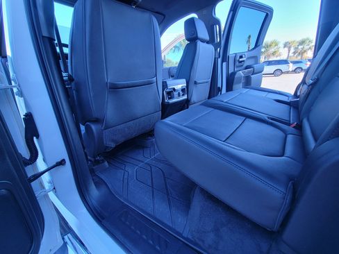 Used 2022 Chevrolet Silverado 1500 LTZ image 36