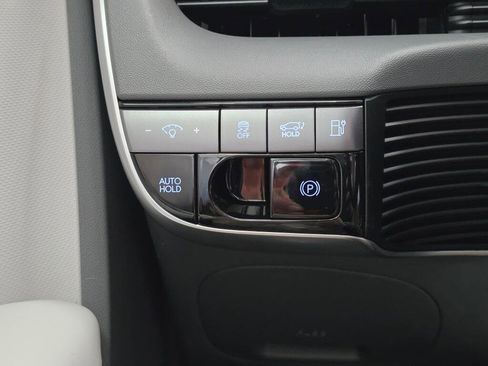 New 2026 Hyundai Ioniq 5 SEL image 25