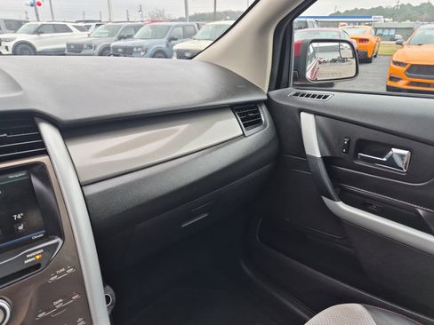 Used 2014 Ford Edge SEL w/ Equipment Group 205A image 21