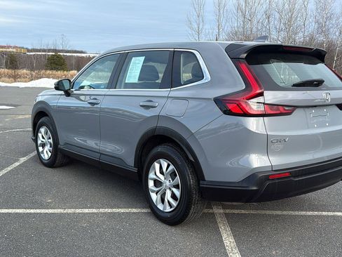 Used 2023 Honda CR-V LX image 11