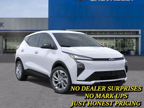 New 2027 Chevrolet Bolt LT w/ Comfort Package FWD image 7