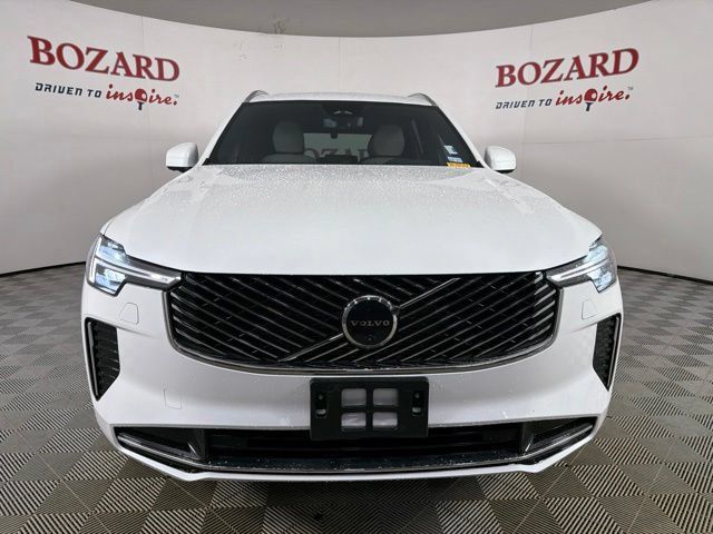 Used 2026 Volvo XC90 B6 Ultra w/ Lounge Package AWD/4WD image 2