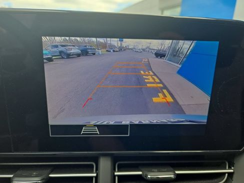 Certified 2024 Chevrolet Trax LS w/ LS Convenience Package FWD image 10