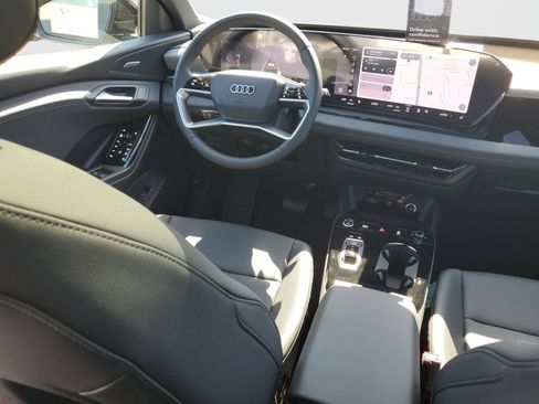 New 2027 Audi Q6 e-tron Premium Plus AWD/4WD image 11