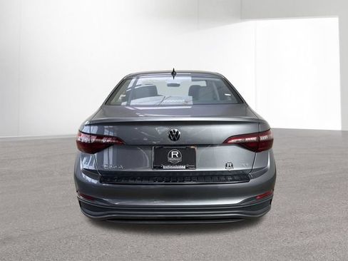 Used 2023 Volkswagen Jetta SE FWD image 32