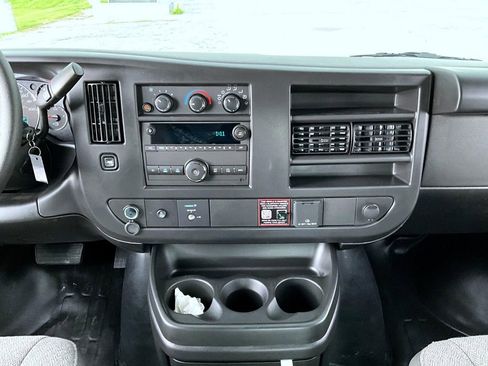 New 2026 Chevrolet Express 3500 Extended RWD image 12