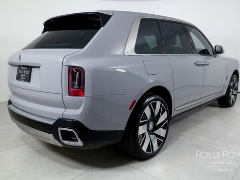 New 2026 Rolls-Royce Cullinan image 2