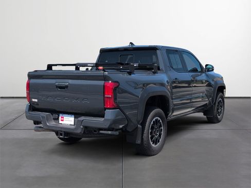 Certified 2025 Toyota Tacoma TRD Off-Road w/ TRD Off Road Upgrade Package AWD/4WD image 5