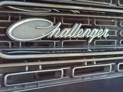 Used 2019 Dodge Challenger R/T Scat Pack w/ Driver Convenience Group RWD image 10