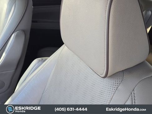 Used 2022 Honda Odyssey Elite image 17