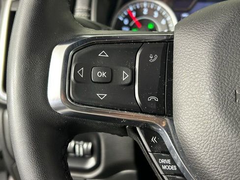 Used 2025 RAM 1500 Laramie AWD/4WD image 28
