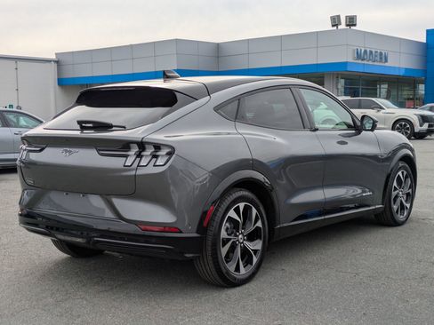 Used 2023 Ford Mustang Mach-E Premium image 5