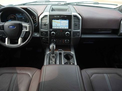 Used 2016 Ford F150 Platinum w/ Equipment Group 701A Luxury AWD/4WD image 10