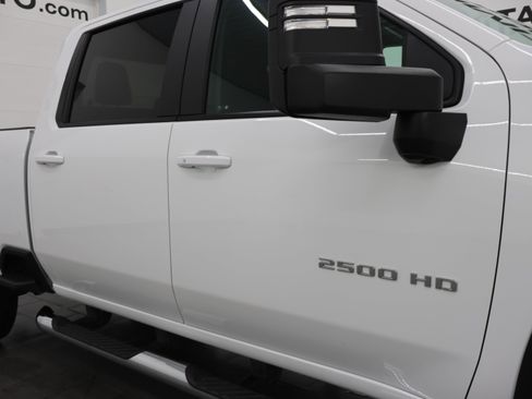 Used 2022 Chevrolet Silverado 2500 LT w/ Convenience Package AWD/4WD image 24